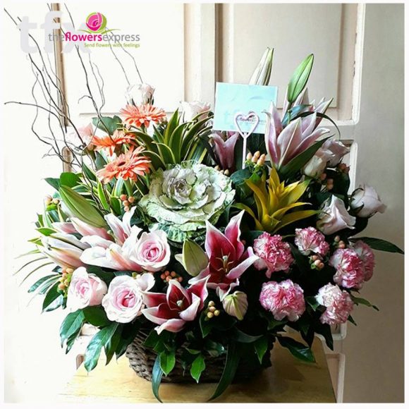 Fiora Rona Flower Basket