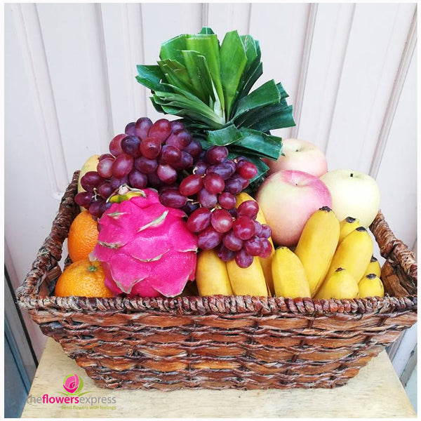 SET G – Fruit Basket with Dragon Fruit